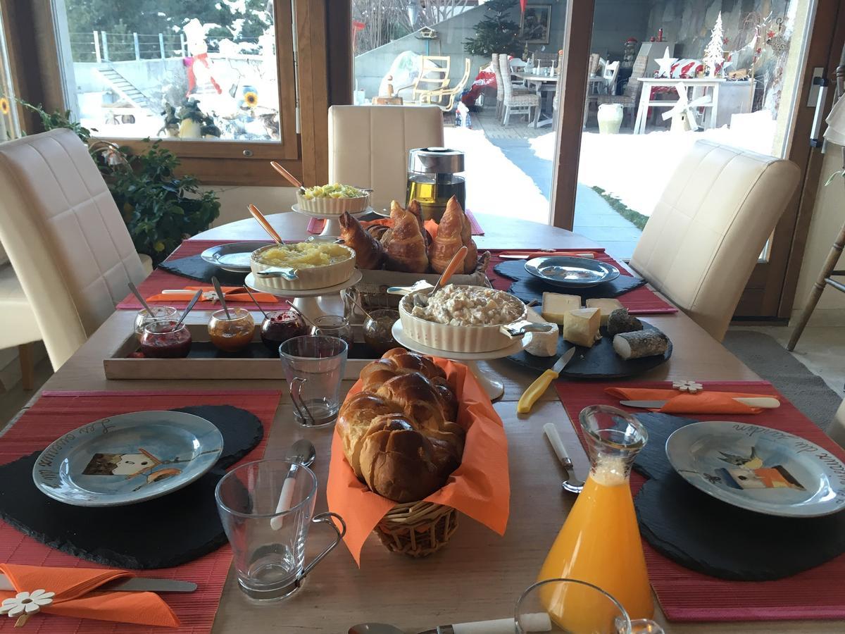 Bnb Valais - By La Sittelle Grimisuat Bagian luar foto